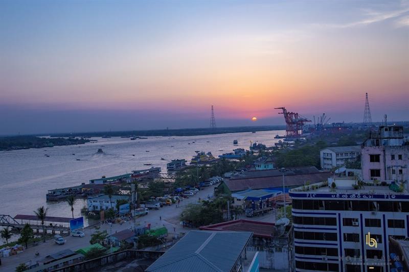 Hotel Balmi Rangoon Buitenkant foto